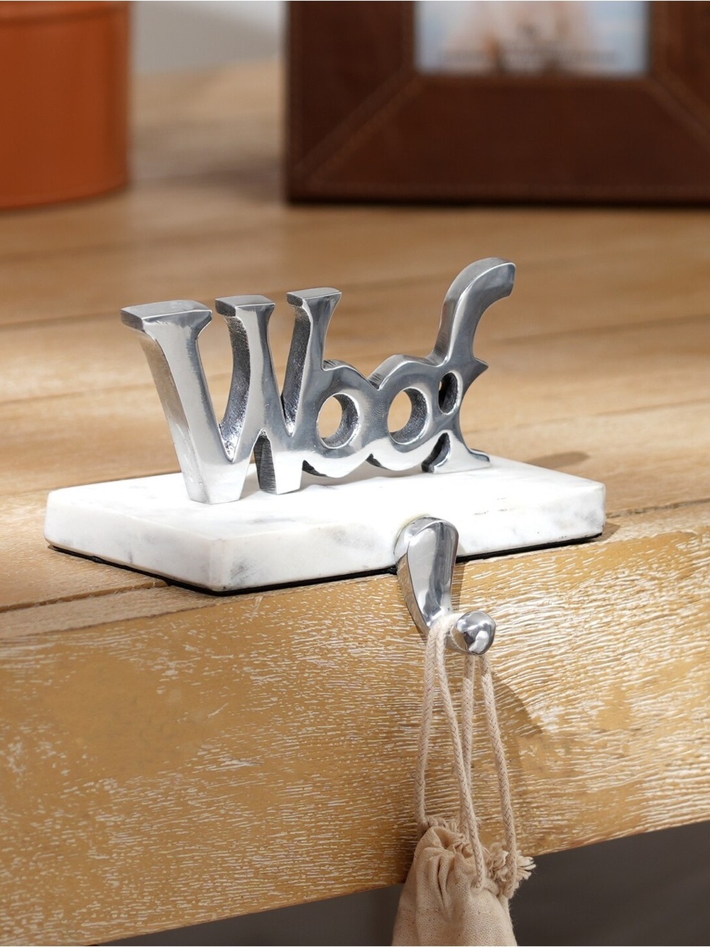 Marble & Shiny Polish Stocking Holder - Woof Design